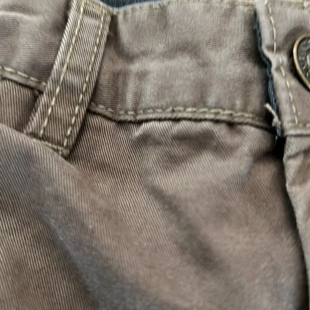 7 For All Mankind Cargo Shorts - Picture 3 of 7